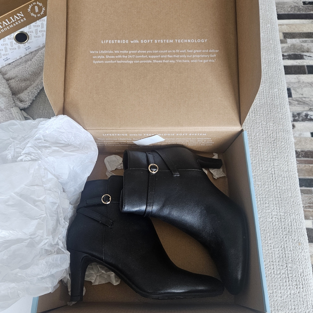 Life Stride Women's Black Heeled Boots